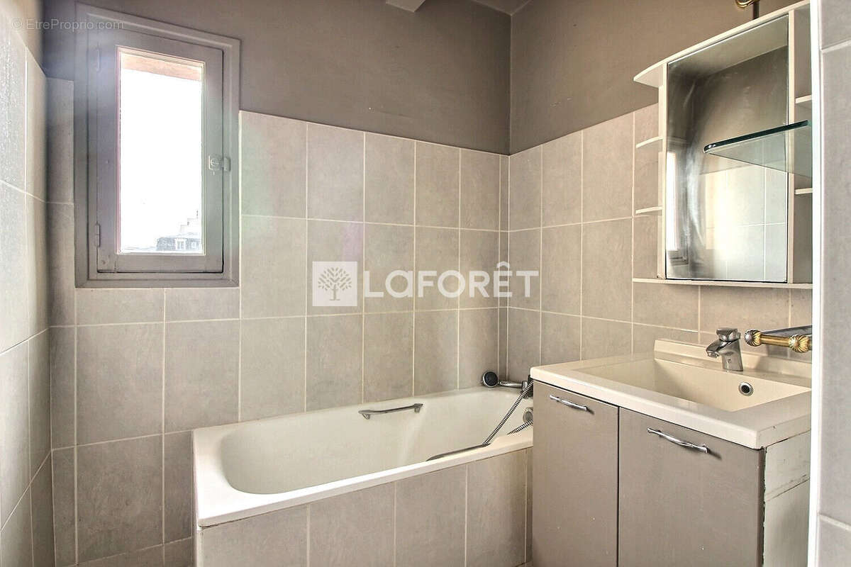 Appartement à BOIS-COLOMBES