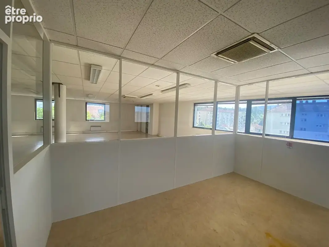 Bureaux 202m² à besançon - photo 3
