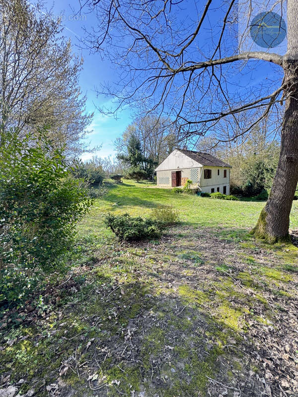 Maison à LORREZ-LE-BOCAGE-PREAUX