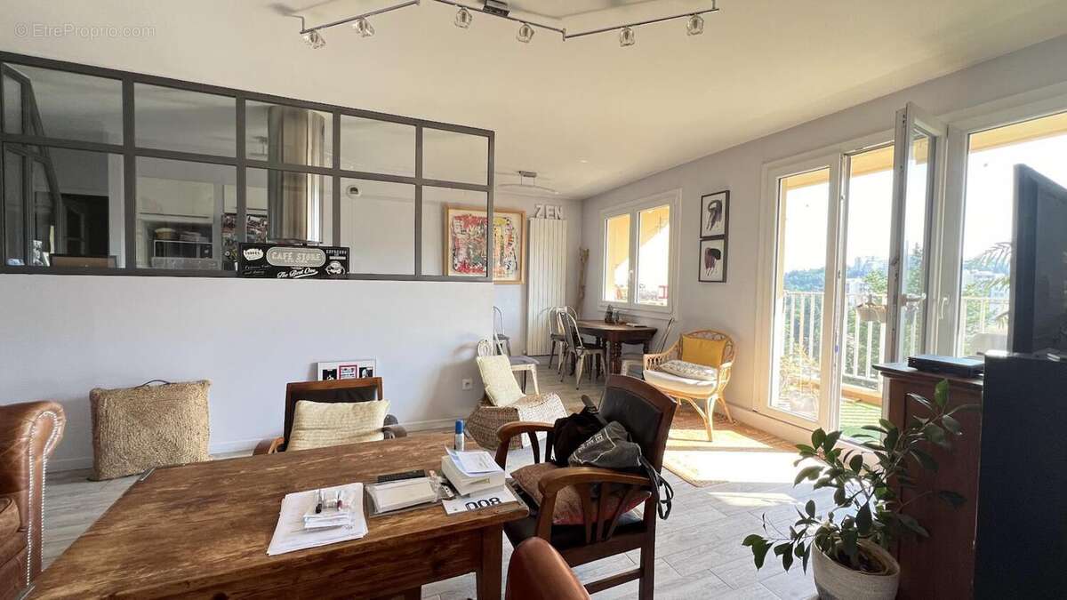 Photo 2 - Appartement à LYON-5E