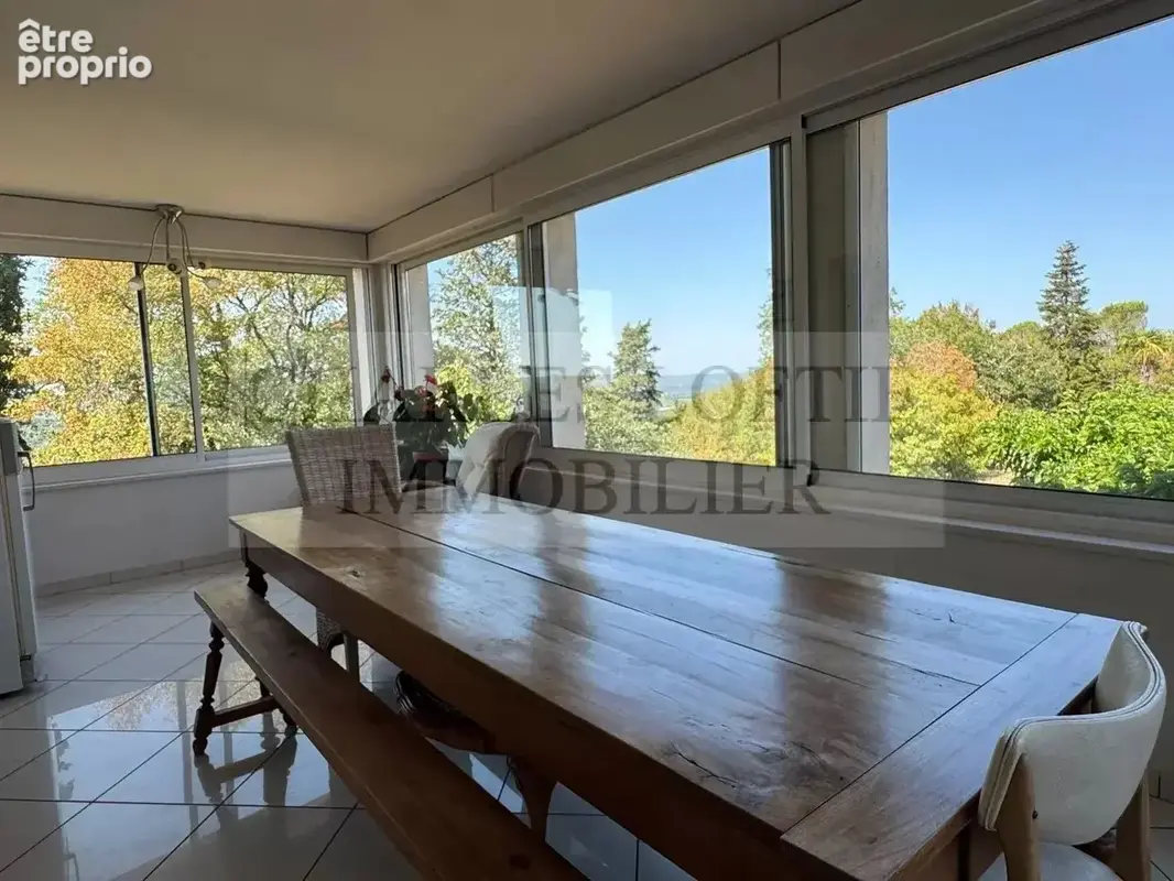 Authentique propriété en pierre avec piscine et dépendances sur 36 hectares, nichée sur les hauteurs de Cahors - photo 12