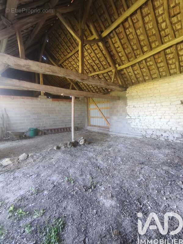 Photo 3 - Maison à GRANGES-SUR-AUBE