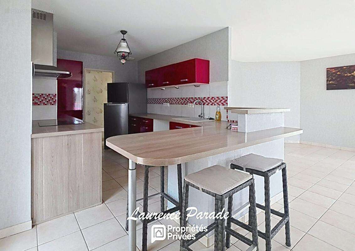 Maison de plain-pied  Quartier résidentiel recherché, proche du village - photo 3