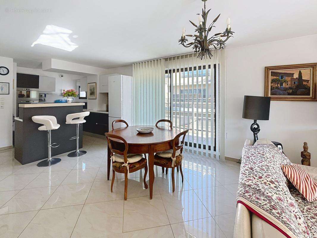 Appartement à SAINT-RAPHAEL