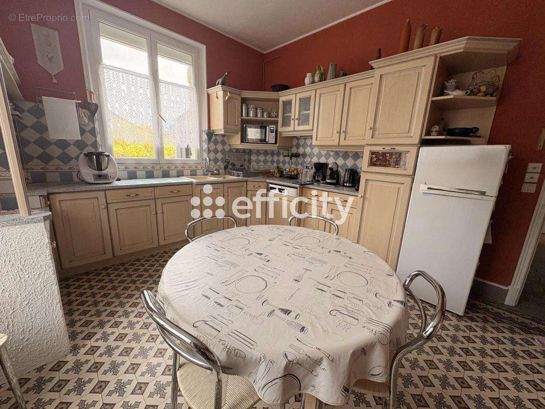 Maison à BEINE-NAUROY