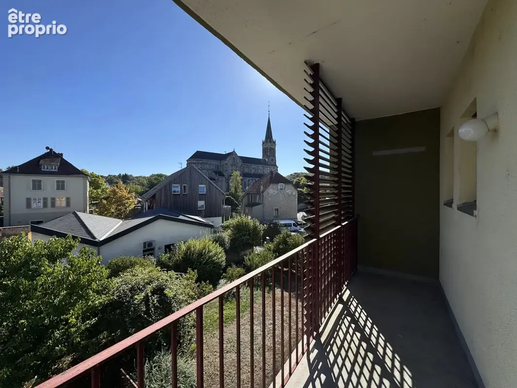 ZILLISHEIM - Centre ville, 4 pièces avec balcons, parking et cave - photo 8