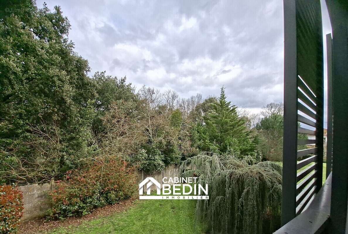 Appartement 71 m² à Pessac  - photo 7