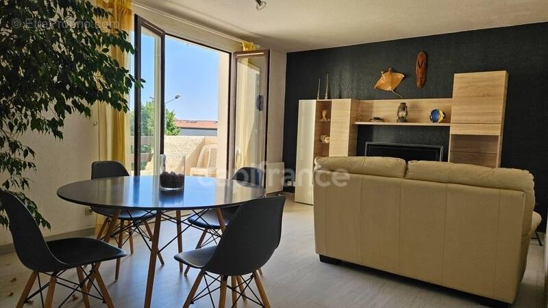 Appartement à LA LONDE-LES-MAURES