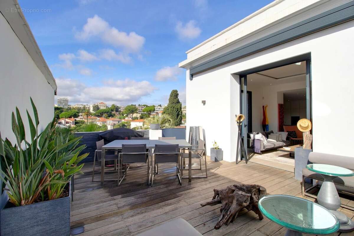 Appartement à CANNES