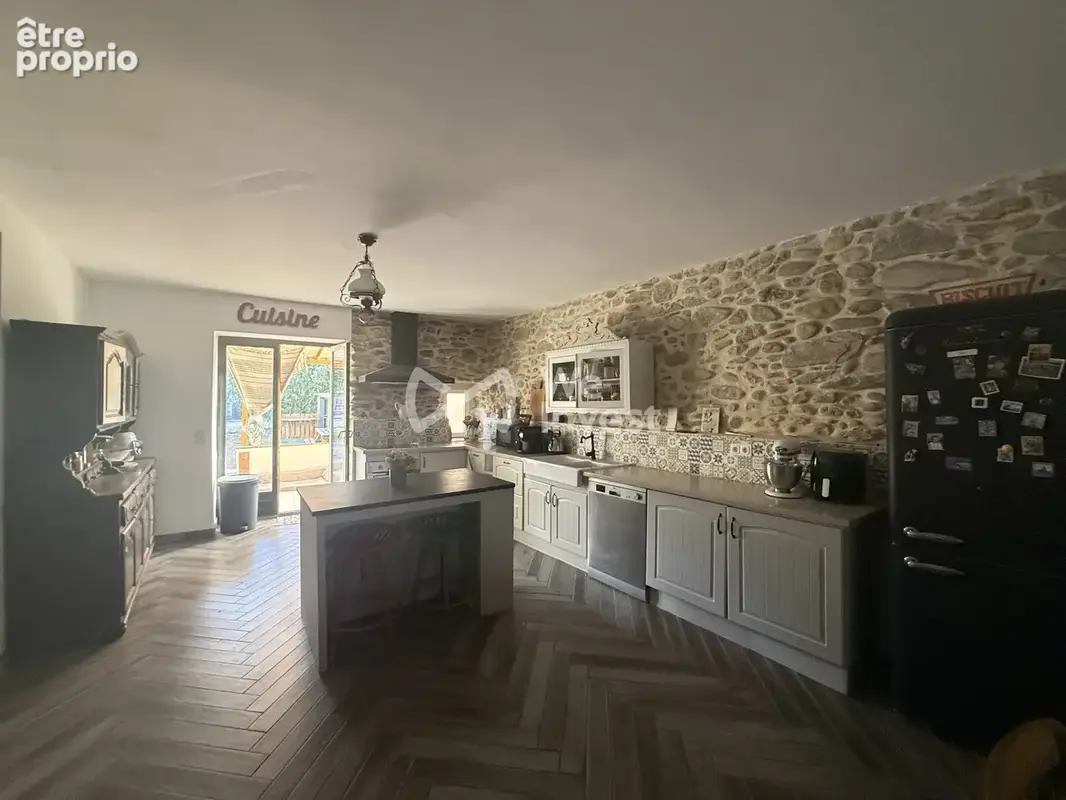 Maison 8 pièces 245 m² à vendre à Mazamet (81200) - photo 2