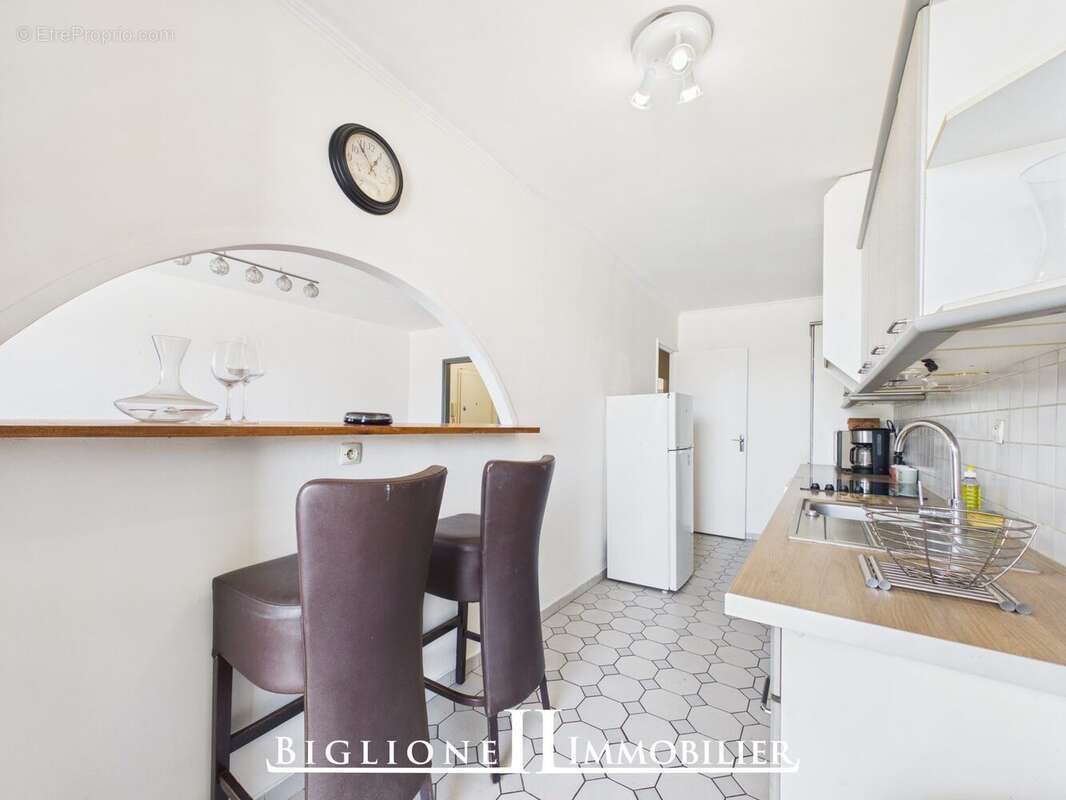 Appartement à VAUJOURS