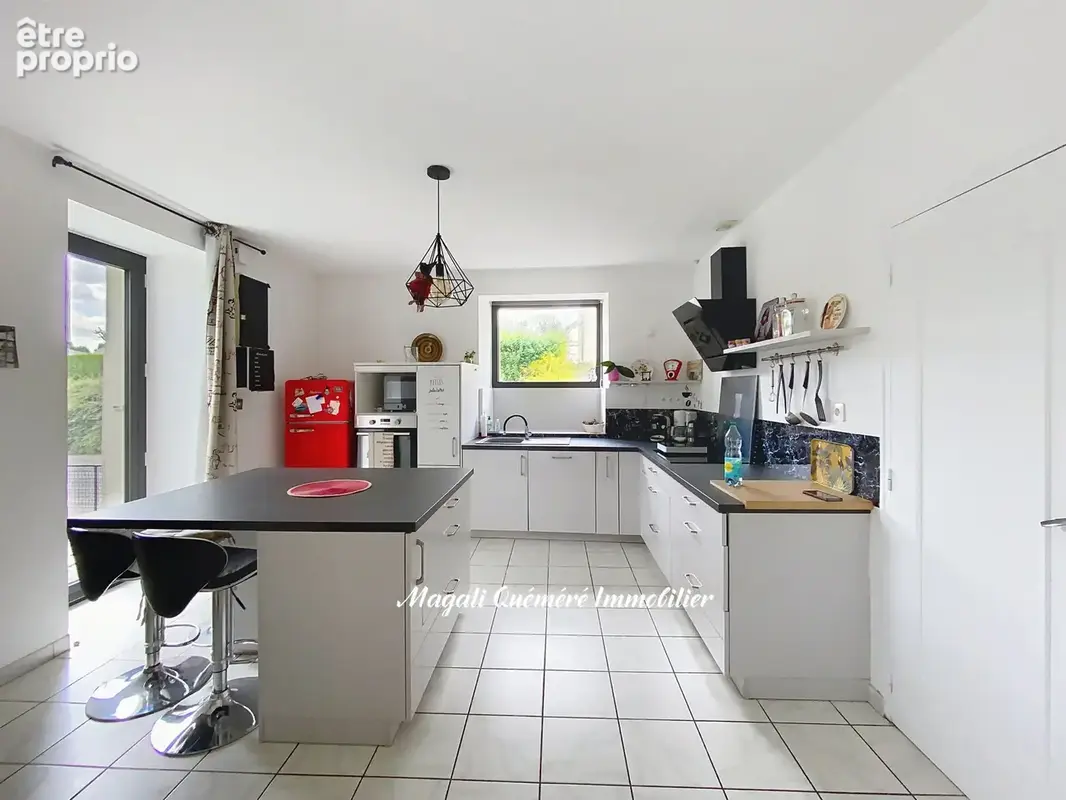 Maison 4 pièces centre de Bédée avec dépendances. - photo 3