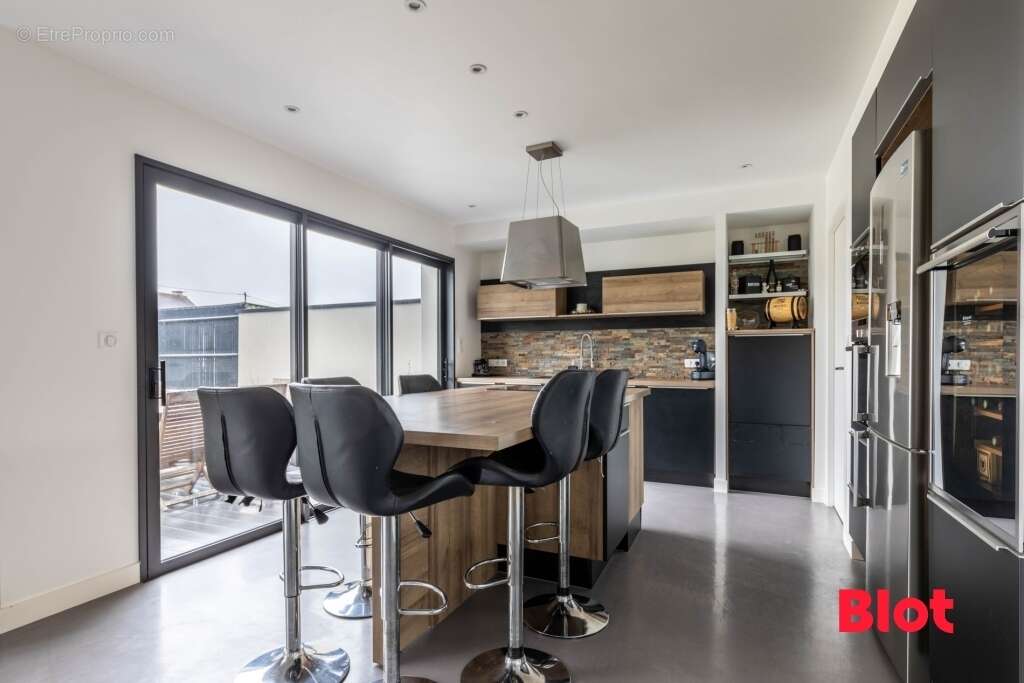 Maison à BREAL-SOUS-MONTFORT