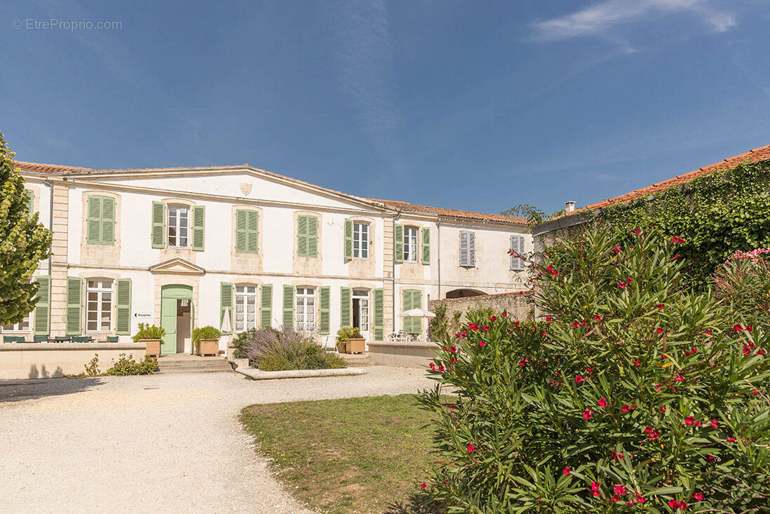 Appartement à SAINT-MARTIN-DE-RE