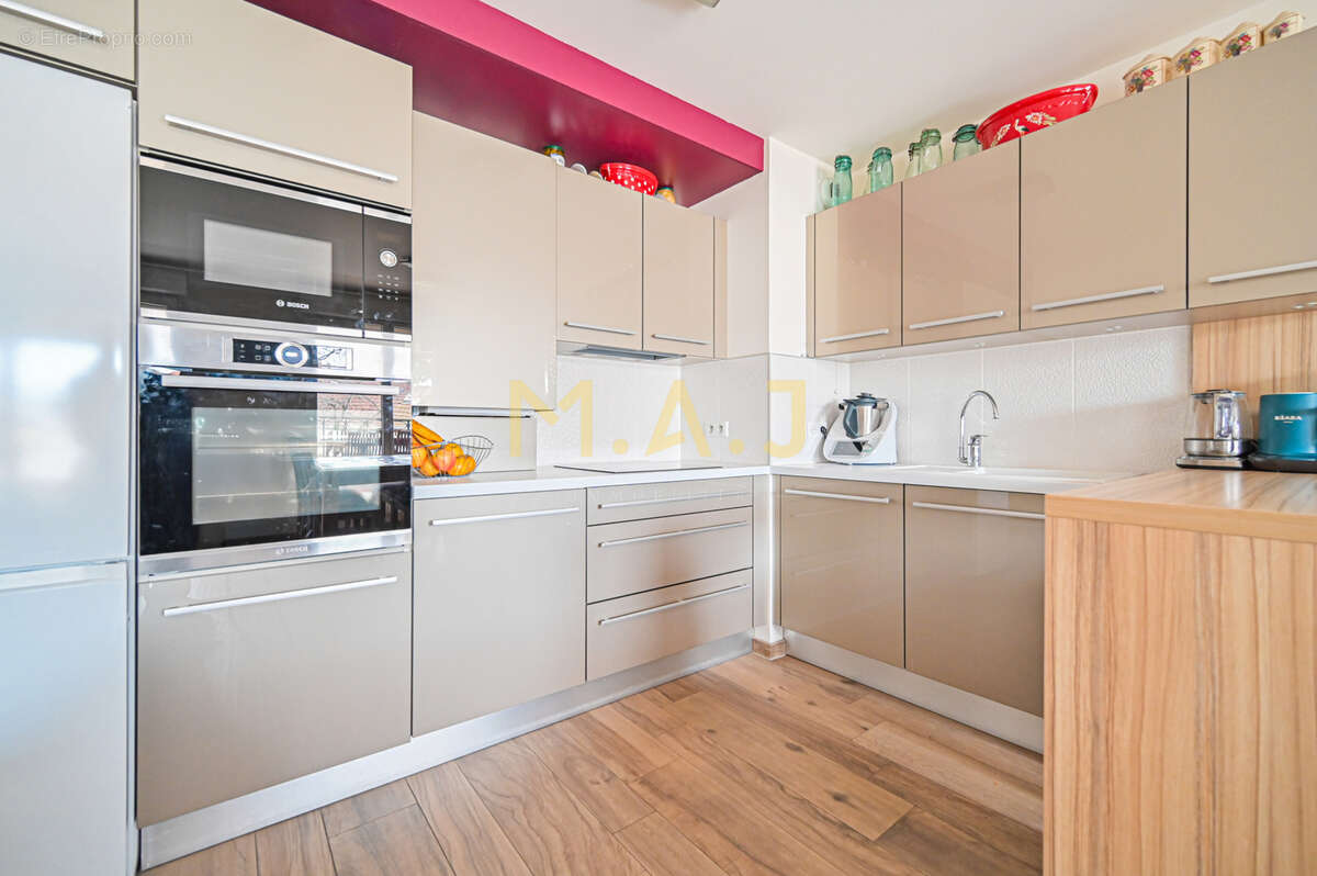 Appartement à LE PERREUX-SUR-MARNE