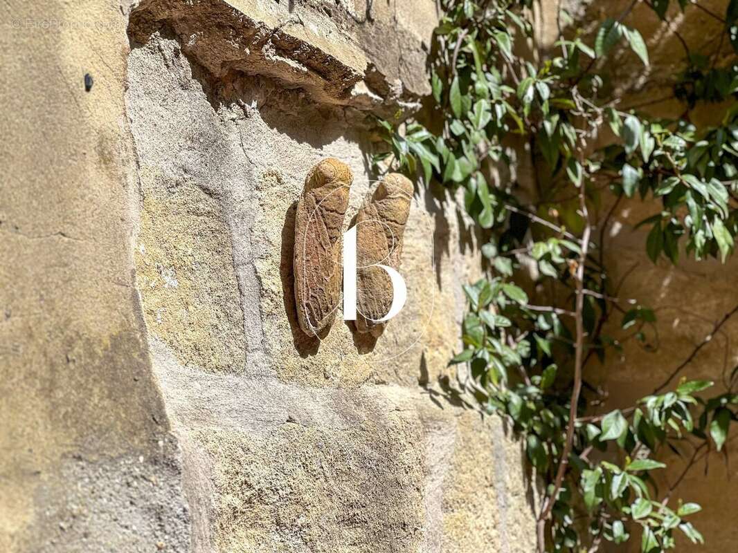 Maison à UZES