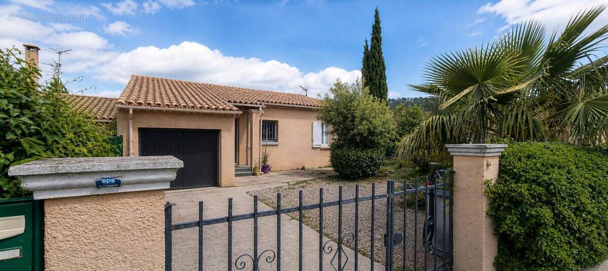 Maison à LE LUC