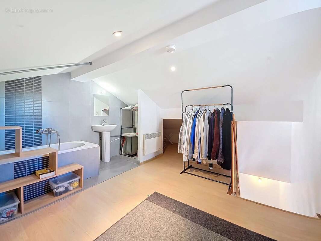 Appartement à LE CANNET