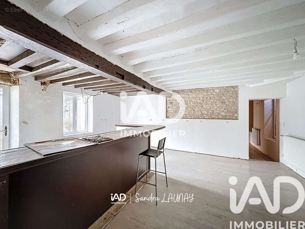 Maison 167 m² à Sceaux-Du-Gatinais  - photo 4