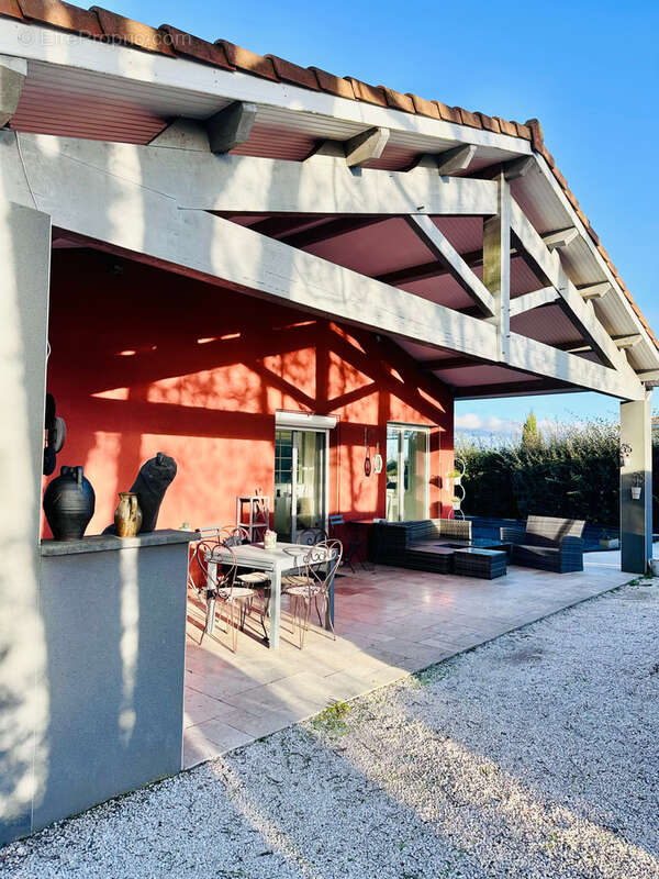 Maison à PUJAUDRAN