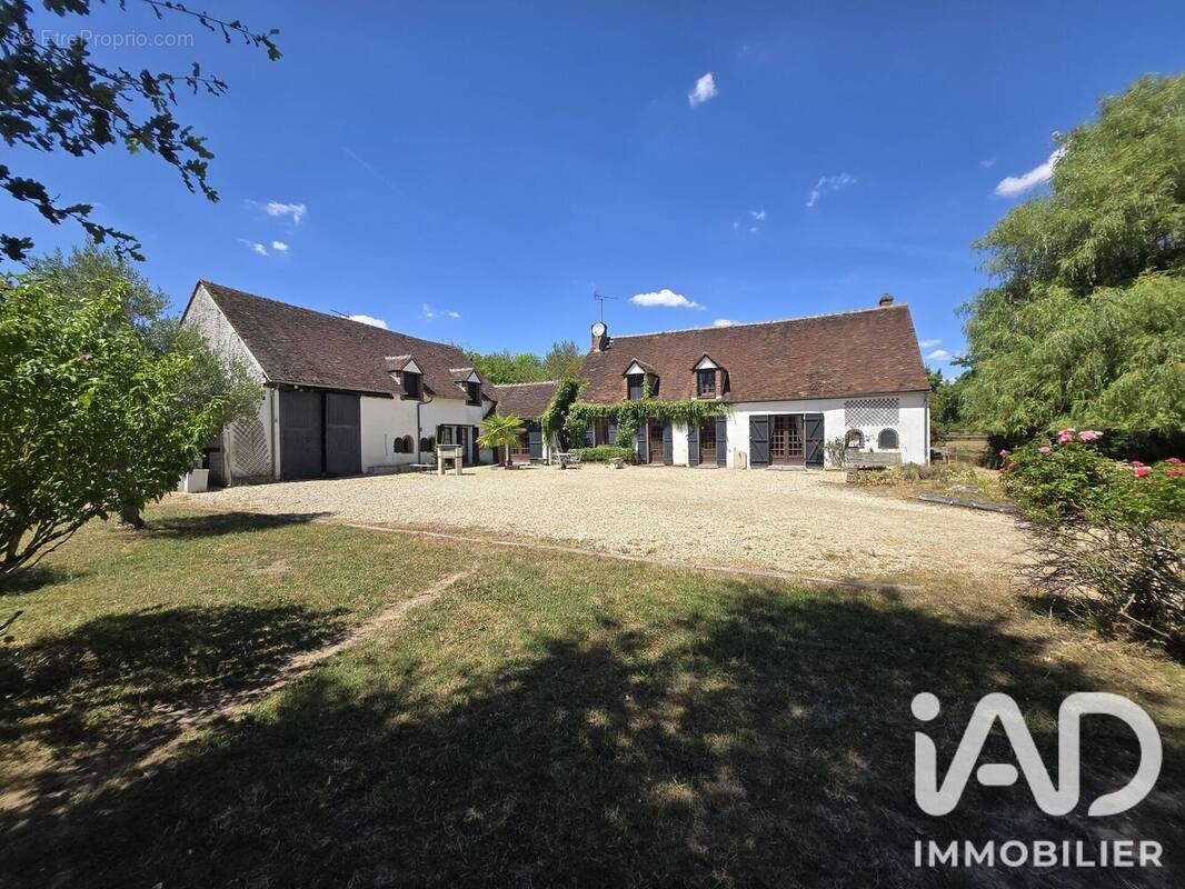 Photo 1 - Maison à COURTENAY