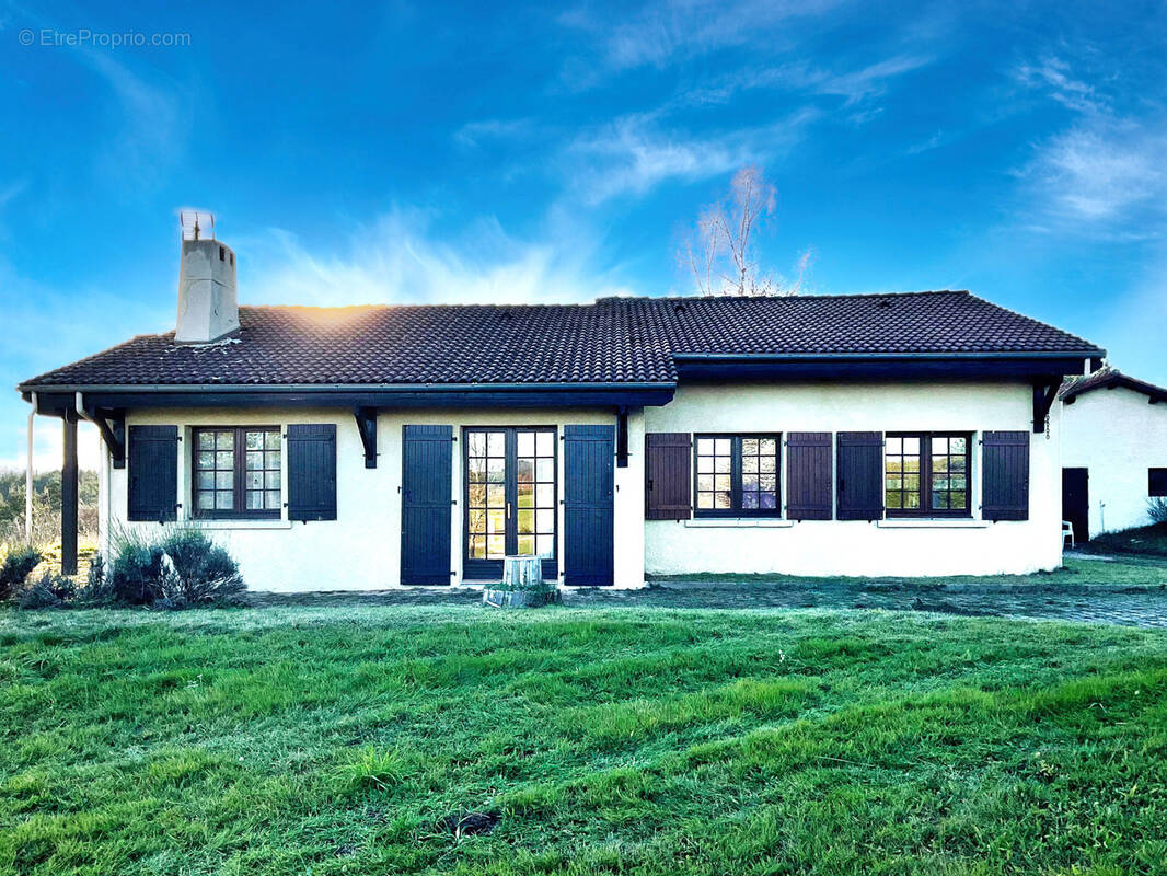 Maison à USSON-EN-FOREZ