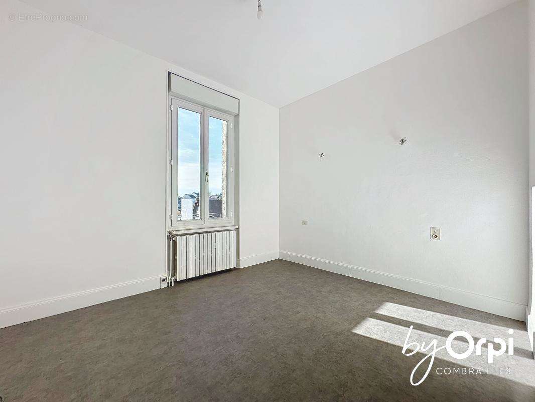 Maison à SAINT-ELOY-LES-MINES