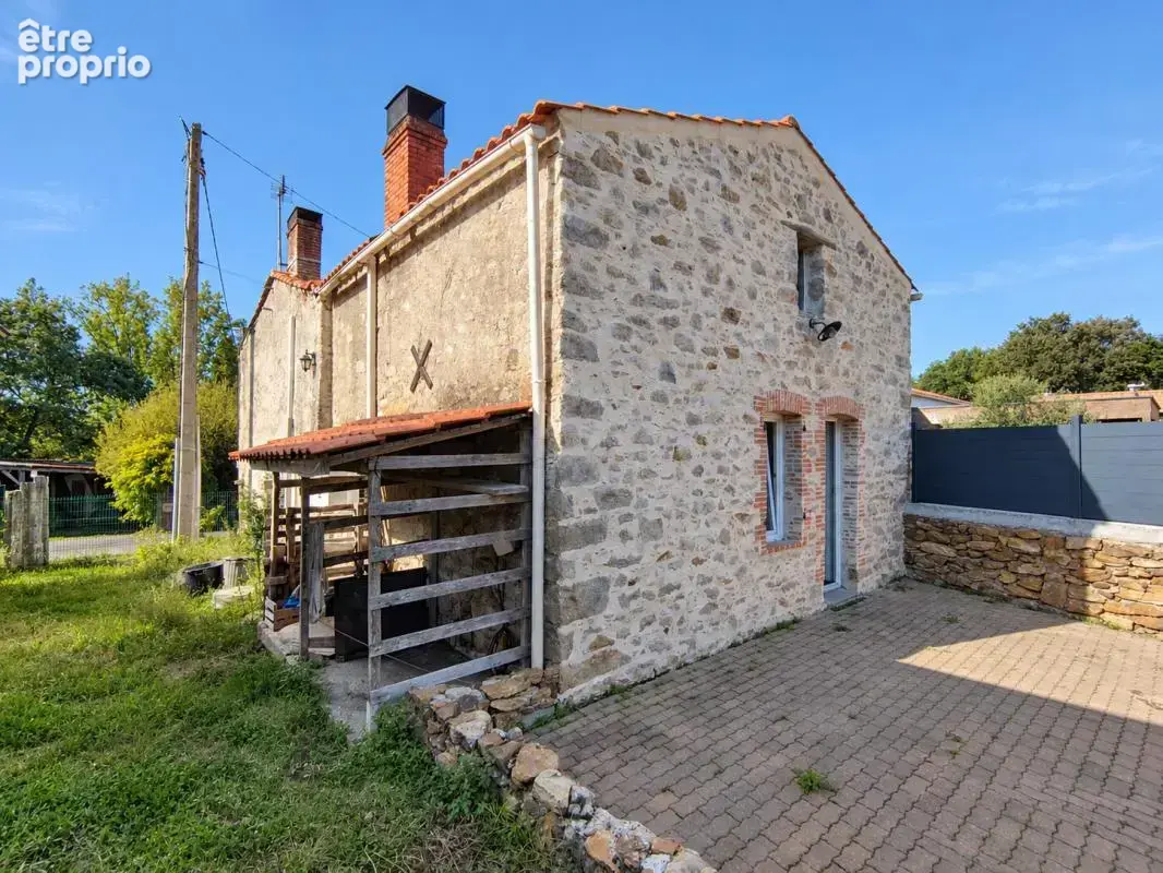 Maison à LEGE