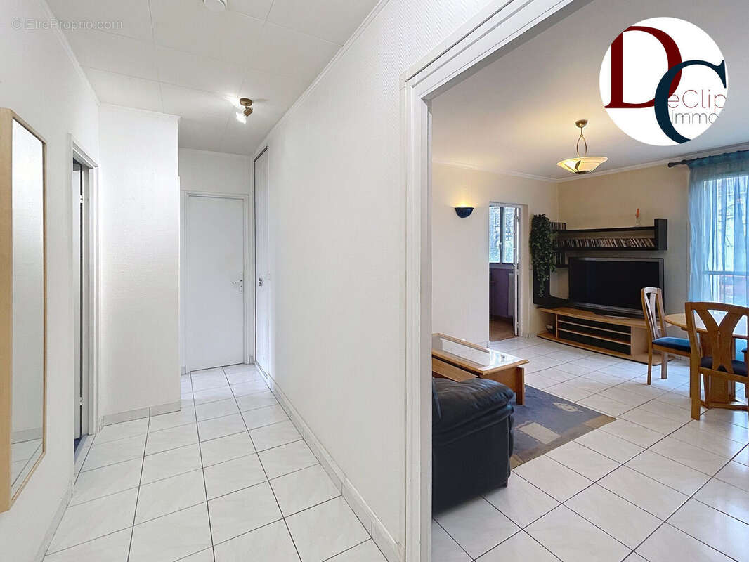 Photo 4 - Appartement à EZANVILLE