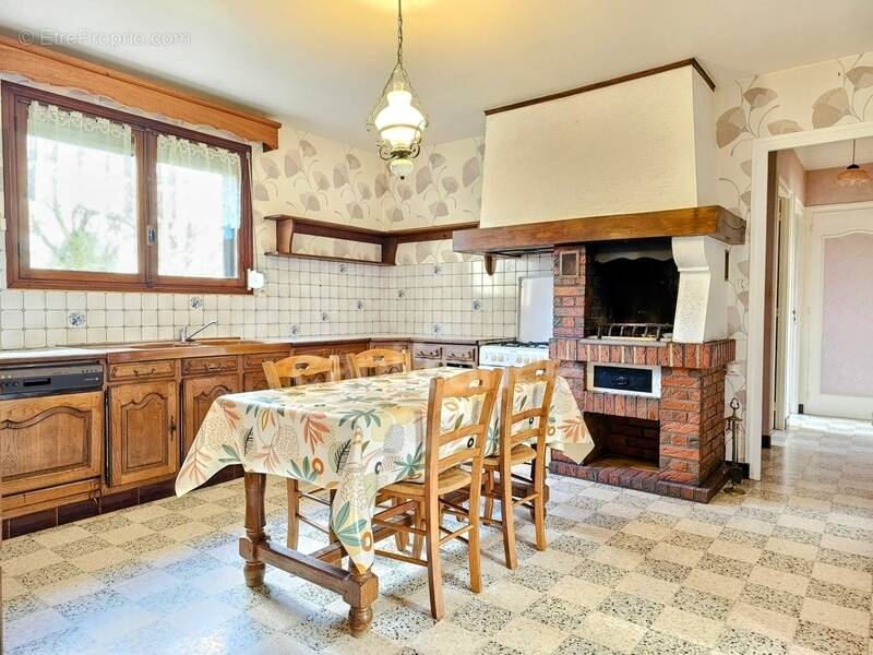 Maison à MONCHY-SUR-EU