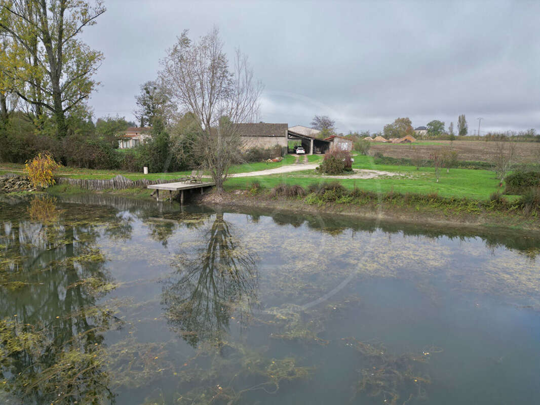 Maison à VILLEFRANCHE-DE-LONCHAT