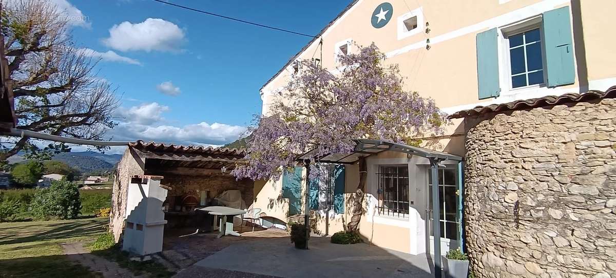 Maison à VAISON-LA-ROMAINE