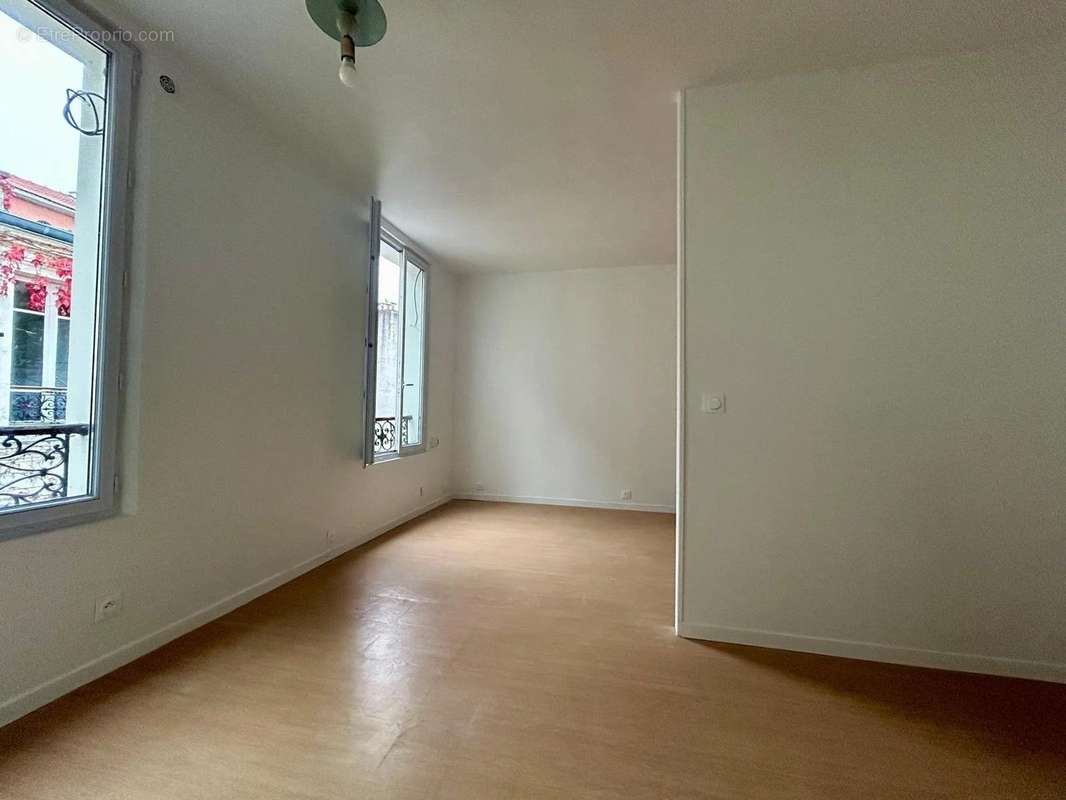 Appartement à PARIS-12E