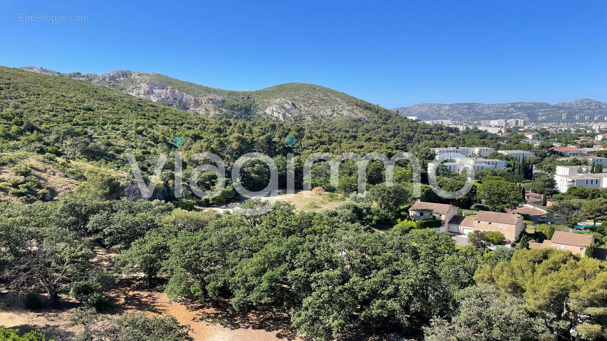 Appartement à MARSEILLE-10E