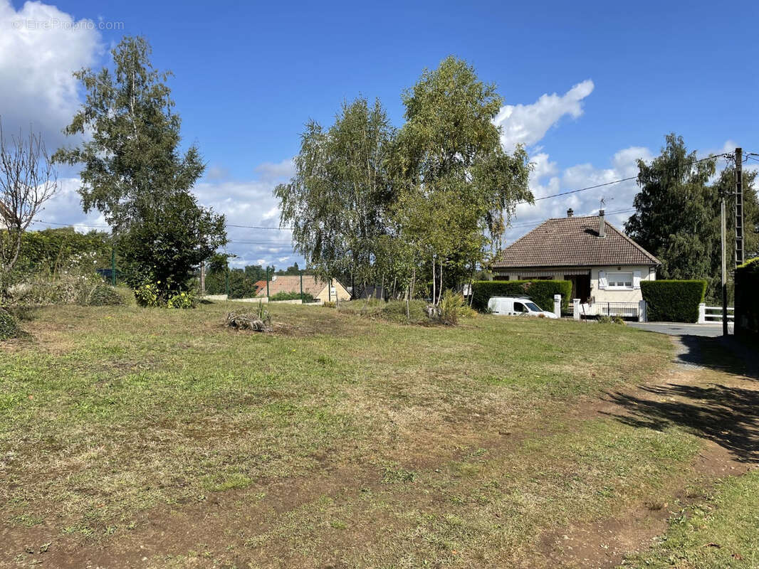 Proche Pompadour centre, voie sans issue - photo 6