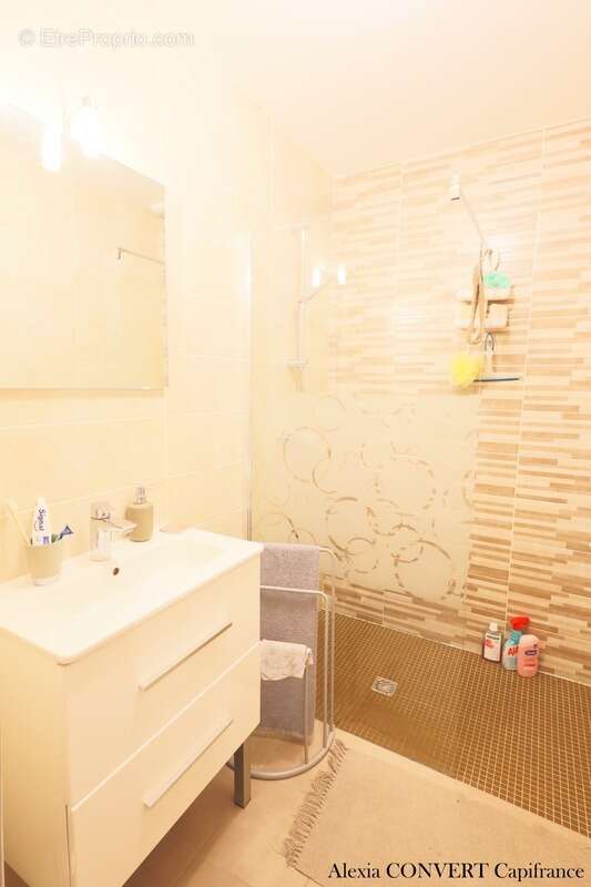 Maison à MONTREVEL-EN-BRESSE