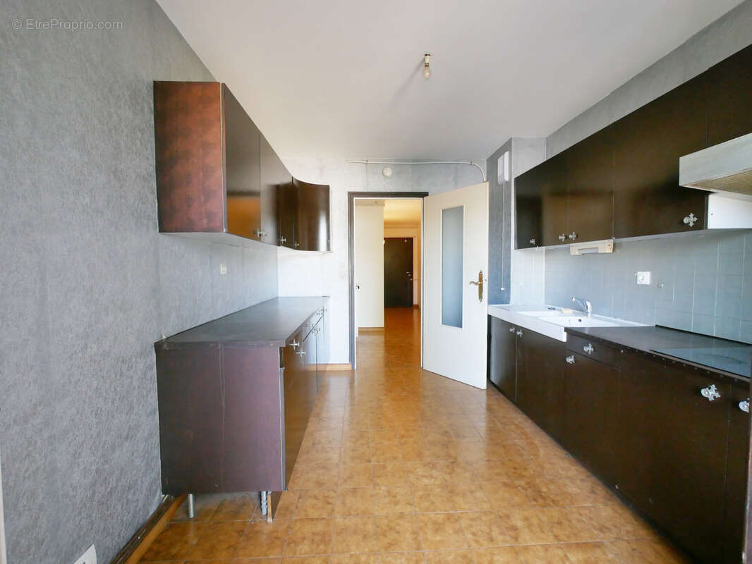 Grand appartement T2 dans le quartier des Fins - photo 7
