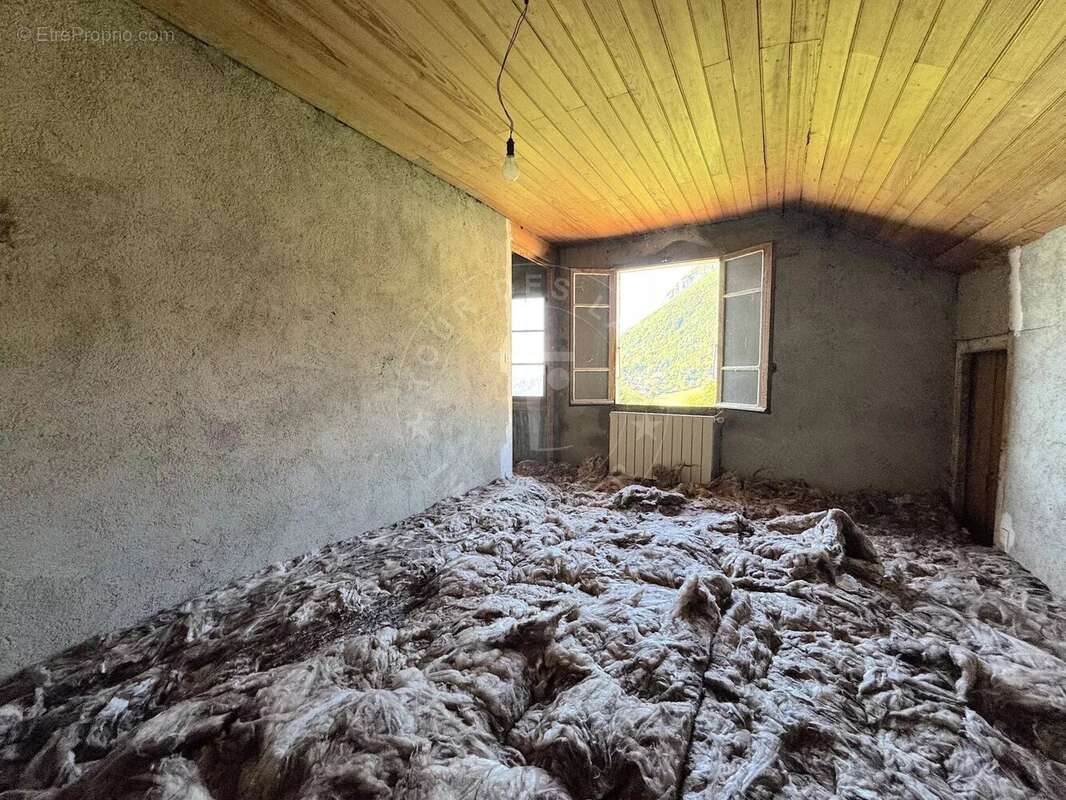 Maison à MENTHON-SAINT-BERNARD