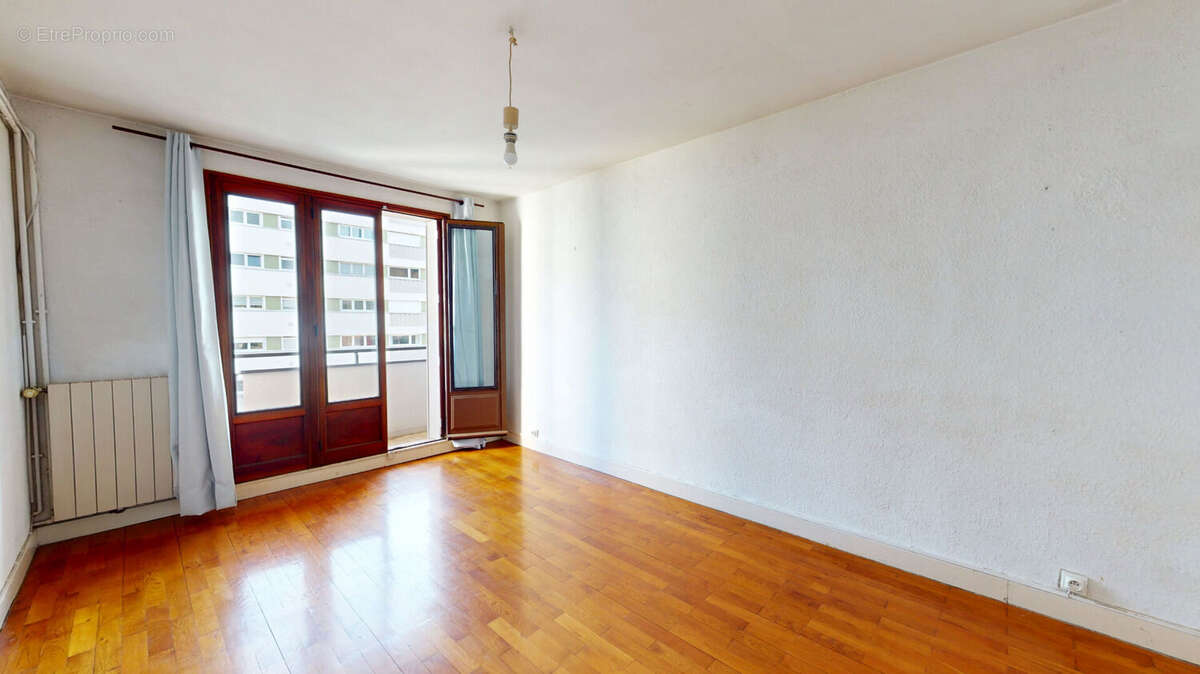 Appartement 3 pièces 53 m2 - Copropriété Ravalée / Isolée - Bajatière / Grenoble / SAINT MARTIN D'HERES - photo 2