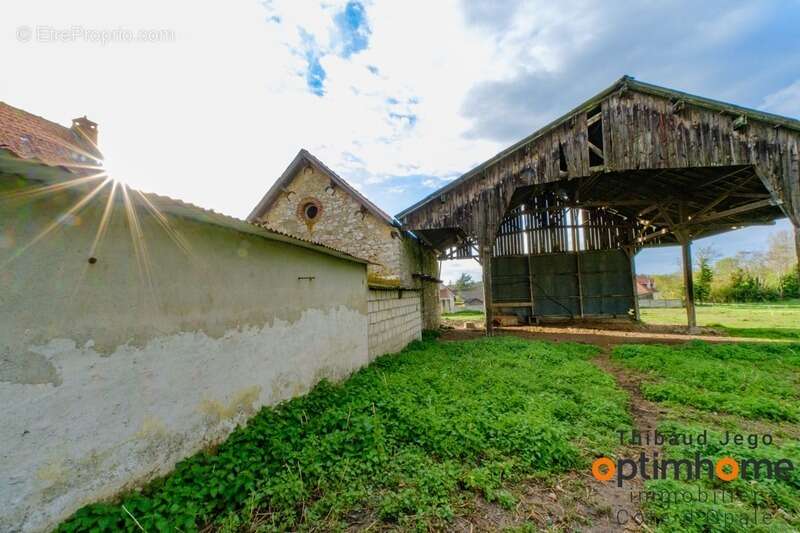 Maison à WIERRE-EFFROY