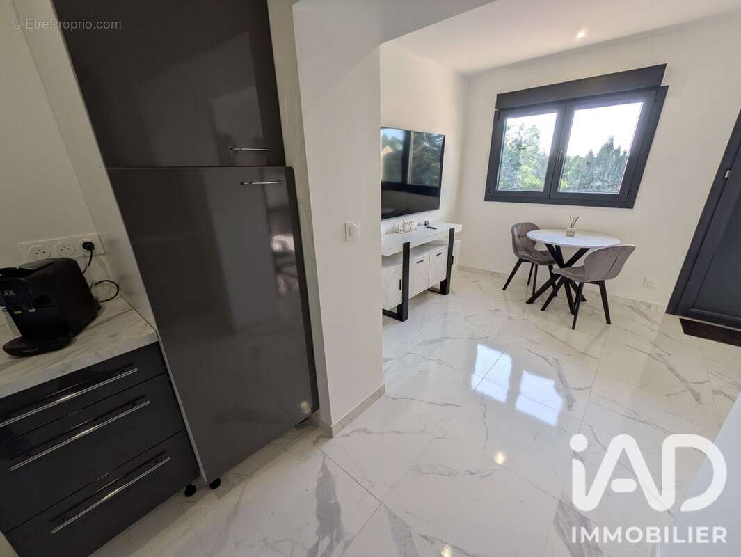 Appartement 27 m² à La Chapelle-Sur-Loire  - photo 3