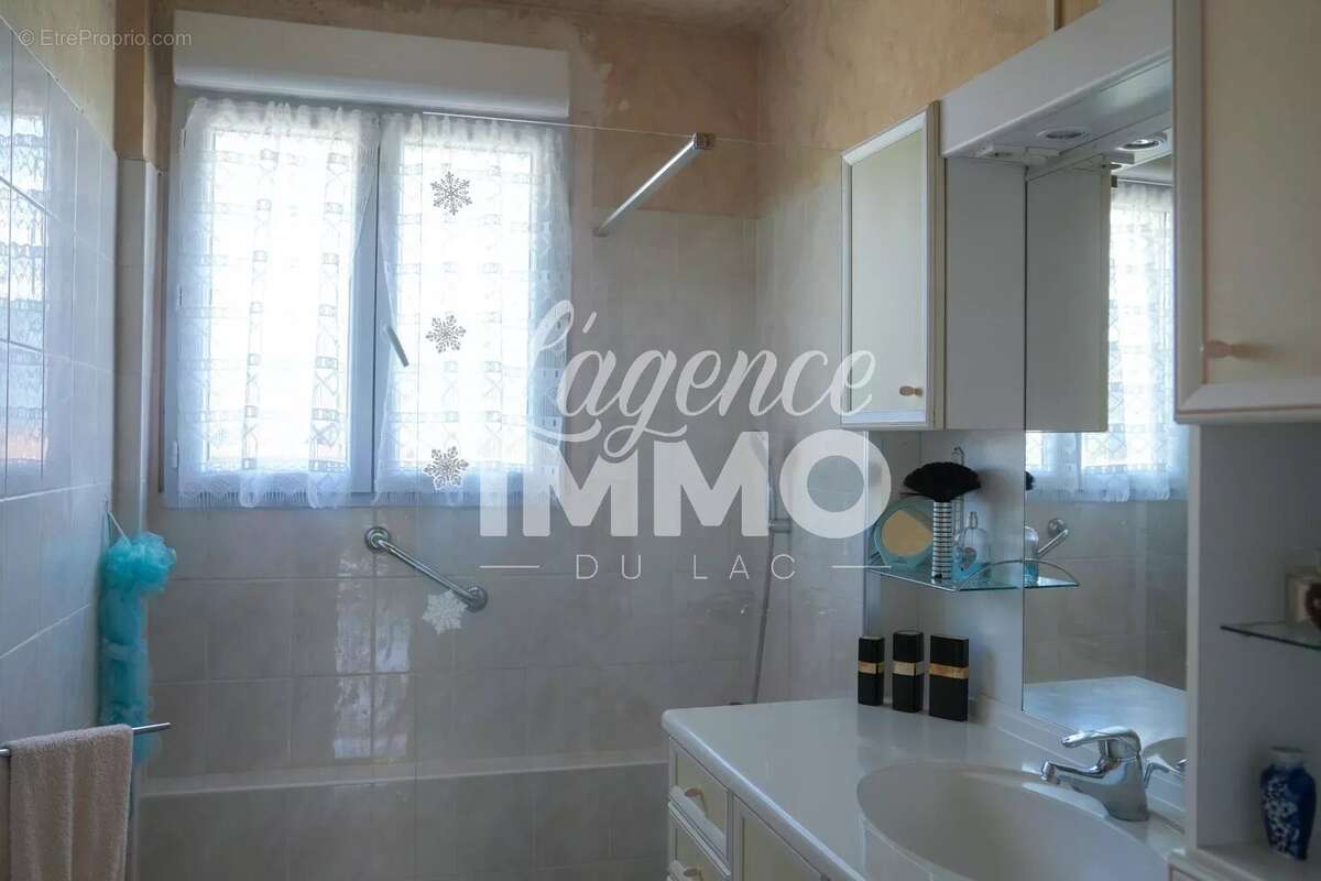 Maison à SAINT-JORIOZ