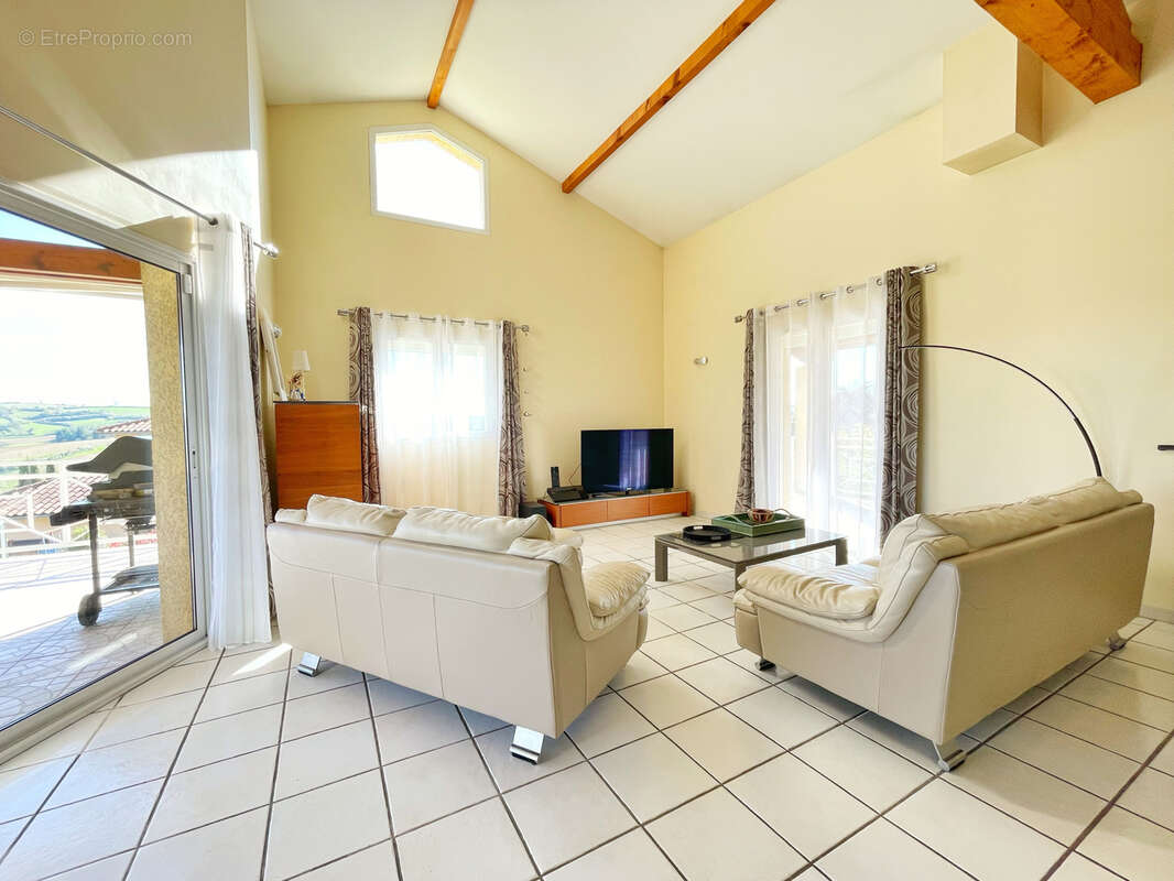 Maison à SOLAIZE