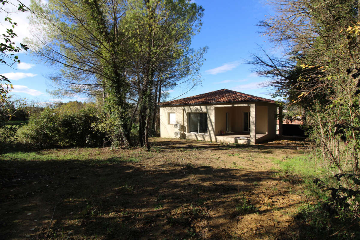 Maison à SAINT-PRIVAT-DES-VIEUX