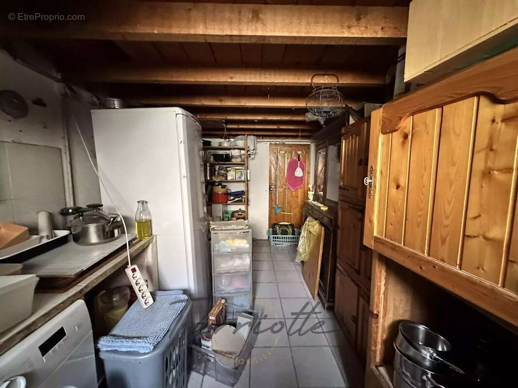 Maison à MONTELIMAR