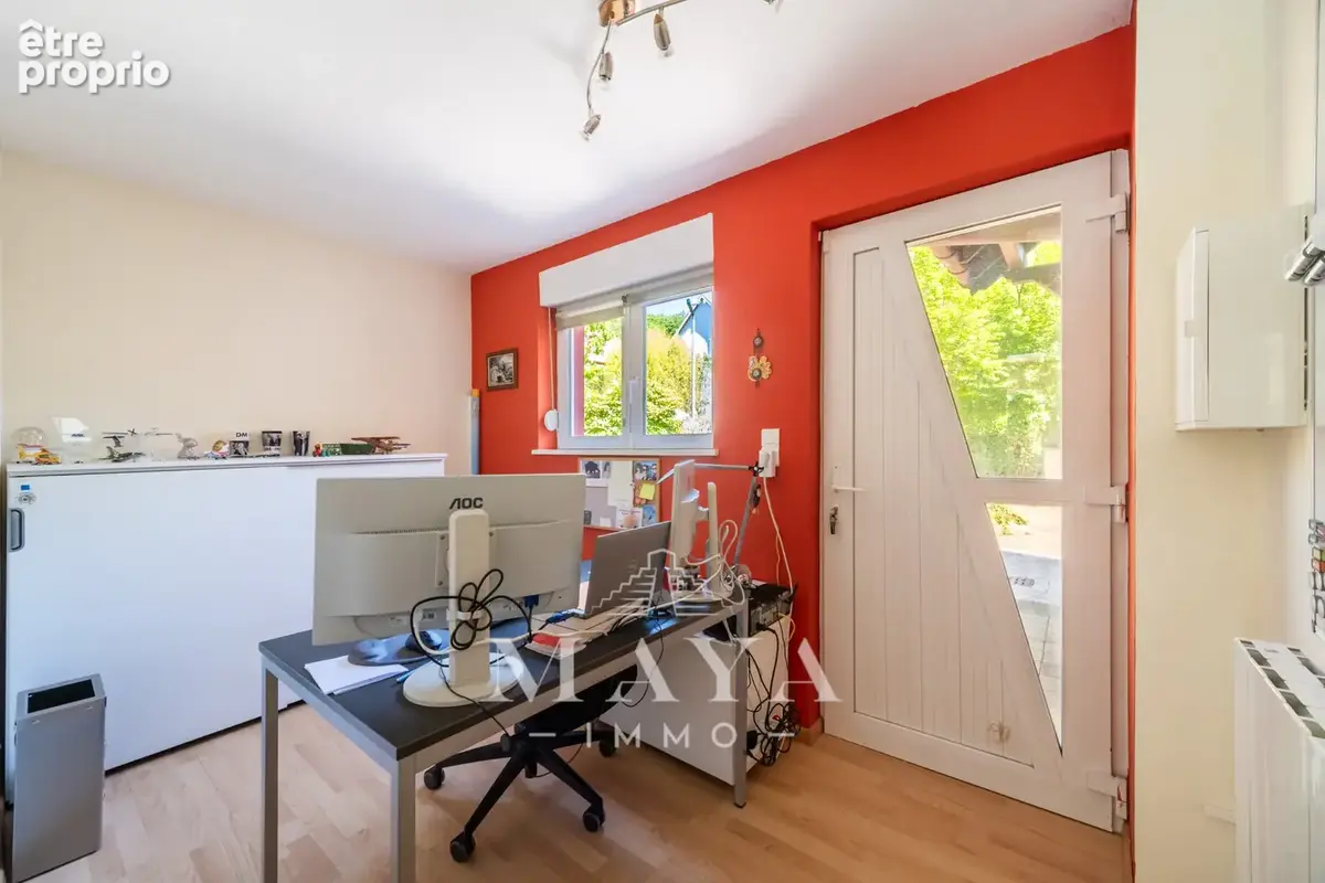 HIRSINGUE, maison de 186m2 sur 12.59 ares avec piscine - photo 16