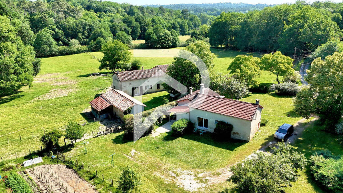 Maison à BEAURONNE