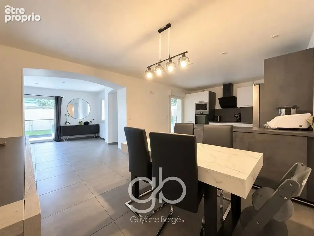 Montpellier   Plan des Quatre Seigneurs  Maison T4 de plain-pied avec piscine, 3 chambres et panneaux solaire - photo 3