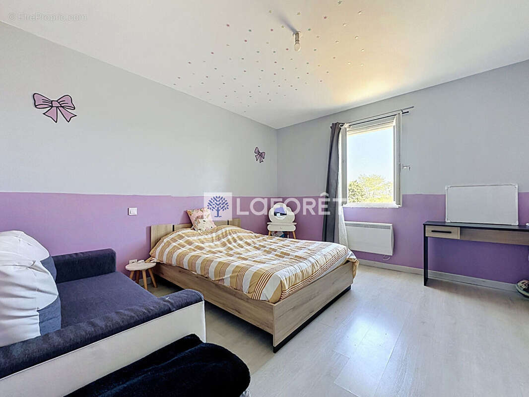 Maison Availles Thouarsais 1711 m2 - photo 9