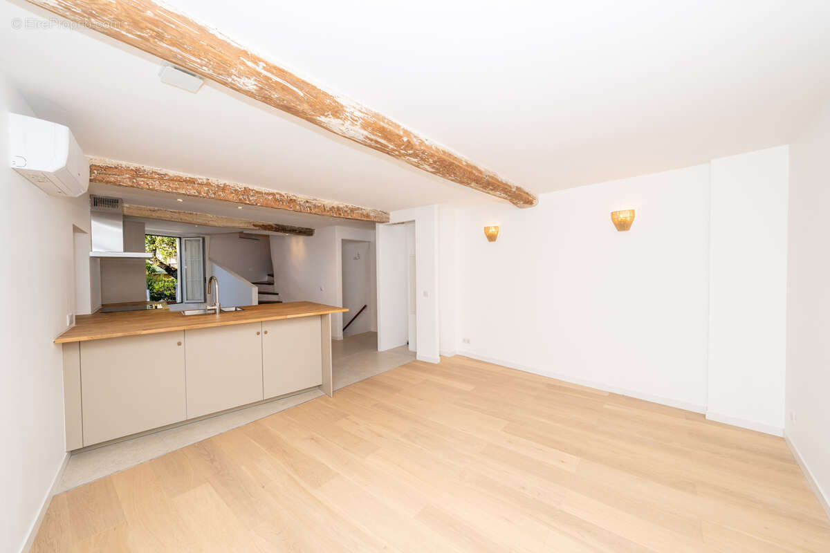 Maison à LA COLLE-SUR-LOUP